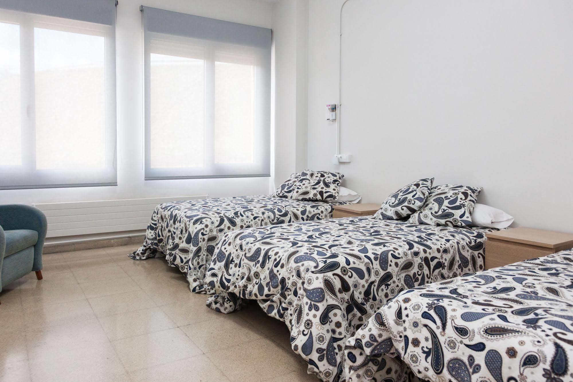 Residencia Albergue Jaca Exterior photo