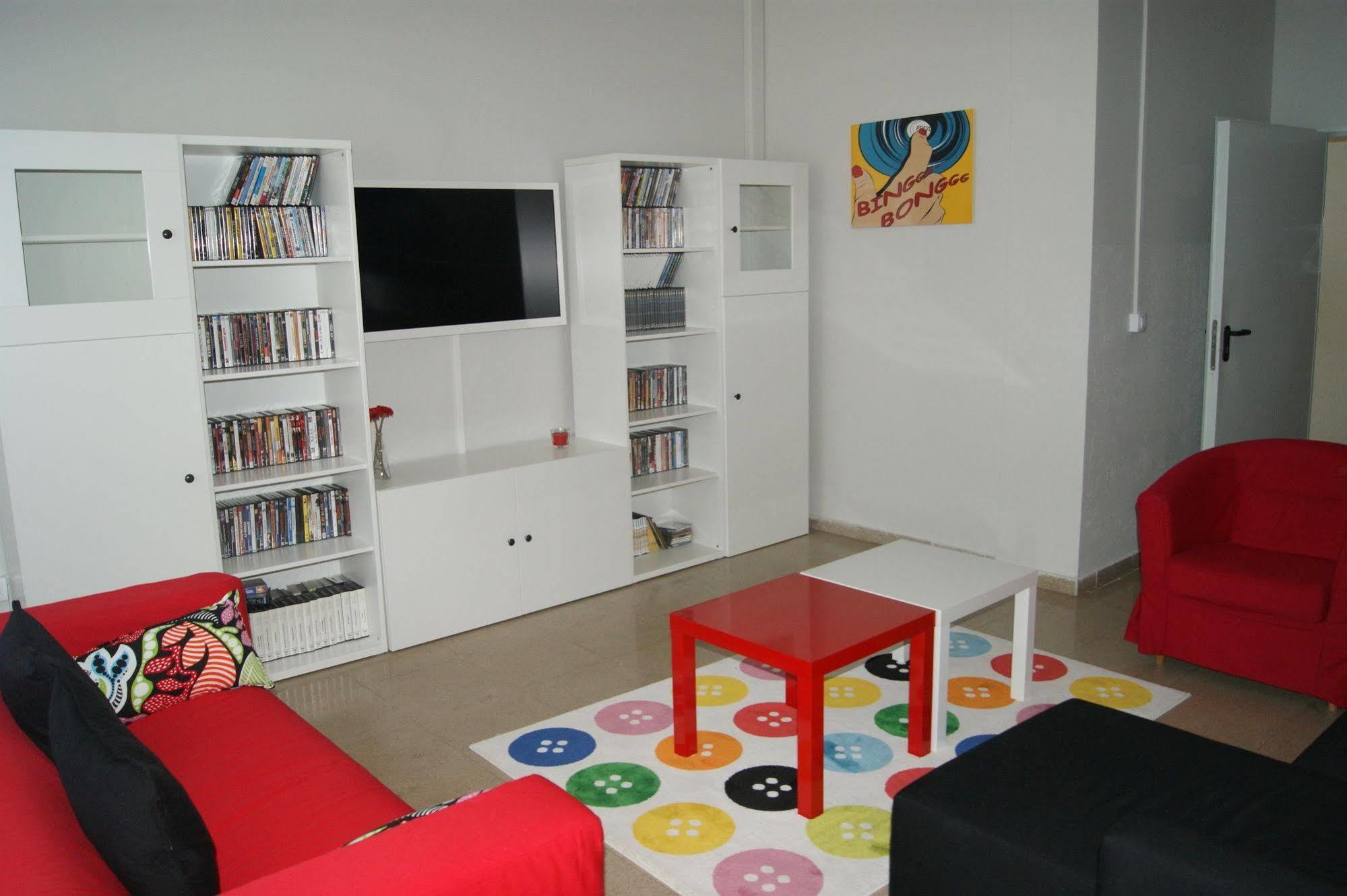 Residencia Albergue Jaca Exterior photo