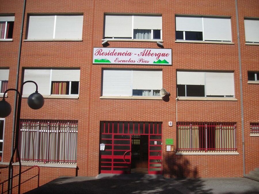 Residencia Albergue Jaca Exterior photo