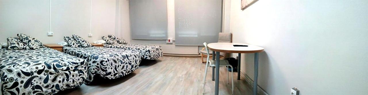 Residencia Albergue Jaca Exterior photo